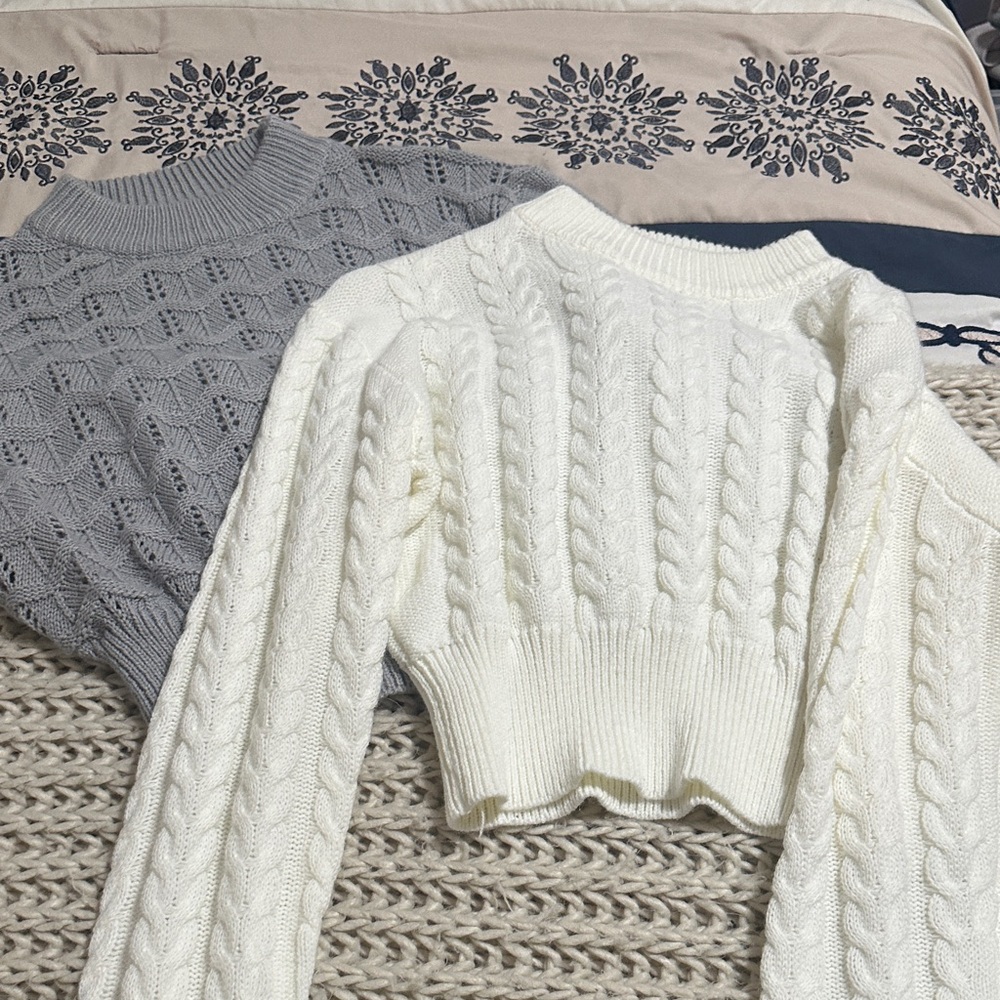 Cozy Cable Knit Sweater - White and Gray